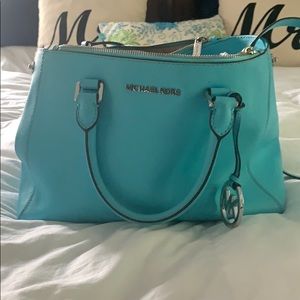 michael kors purse